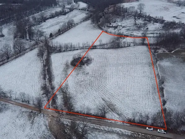 000 Lawrence 1240, Aurora, MO 65605