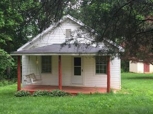 10856 Leesville Rd, Evington, VA 24550