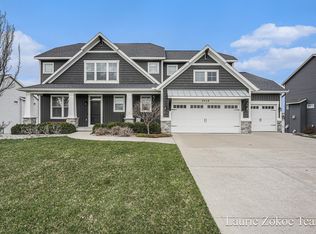 5713 22nd Ave, Hudsonville, MI 49426