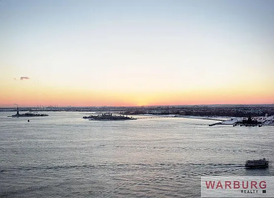 Sold by Warburg | media 16