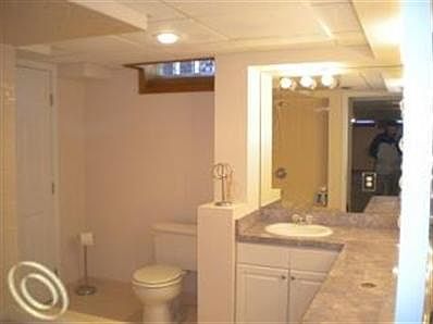 5th image of 3537 N 11th St