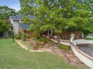 3033 S Peaceable Rd, McAlester, OK 74501