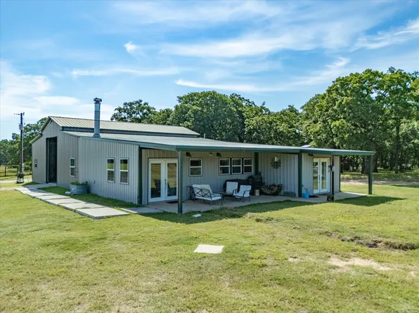 209 County Road 2696, Alvord, TX 76225