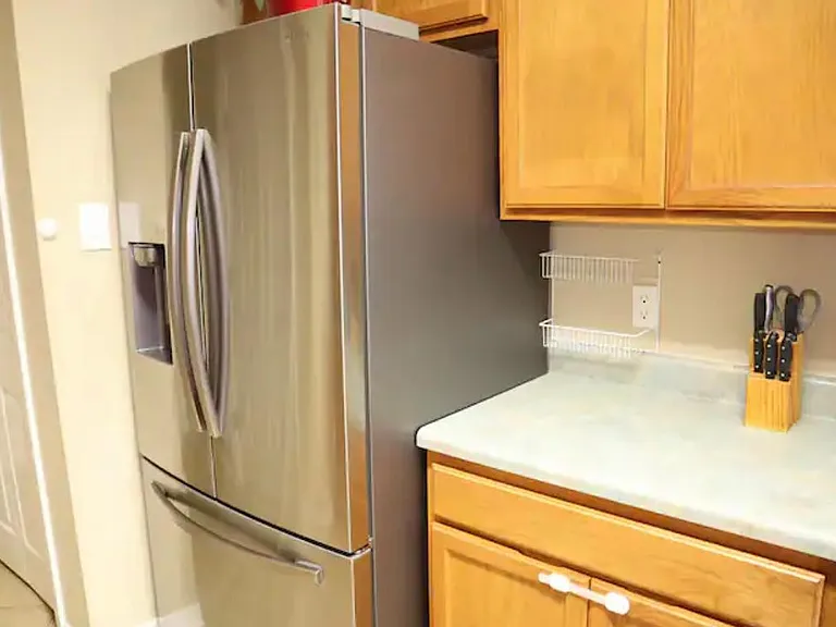 3665 Jordan Ct — Photo 7
