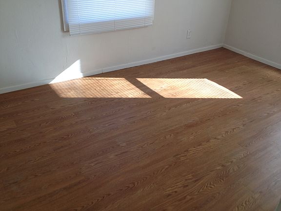 4th image of 9821 Dennis Dr