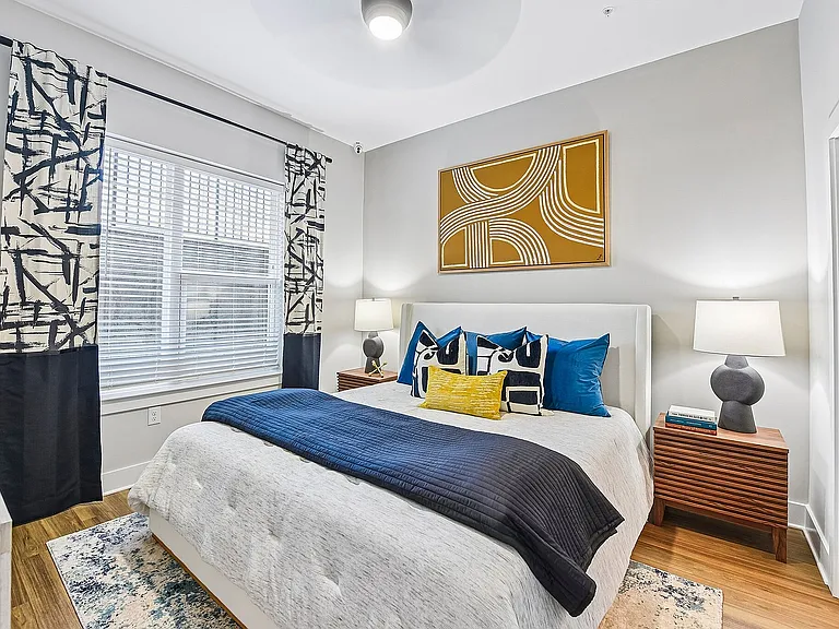 34-web-or-mls-Unit L03-S2504-015