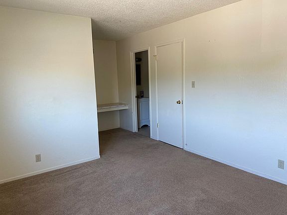 2nd image of 320 E Tabor Ave #5