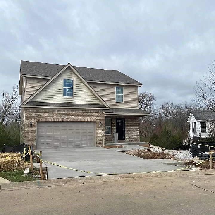 1st image of 281 White Oak Trce