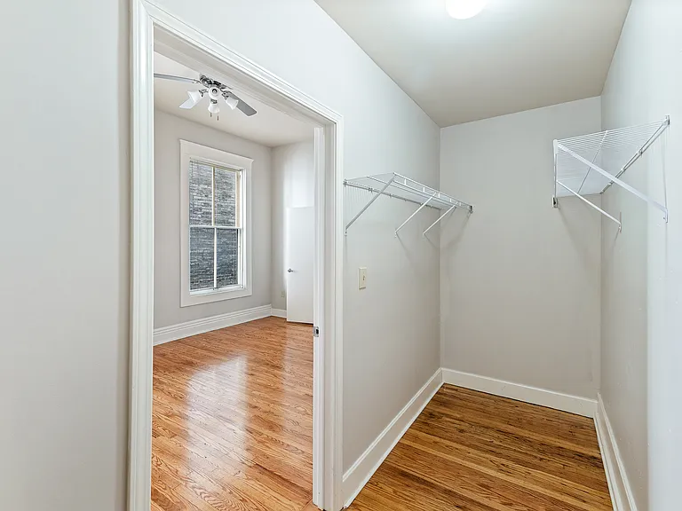 566 S 4th St #405 — Photo 7