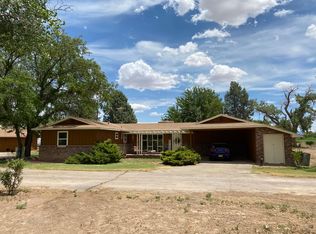 8 Edeal Rd, Los Lunas, NM 87031