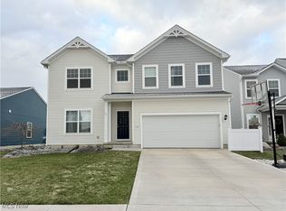 37365 White Feather Ave, North Ridgeville, OH 44039
