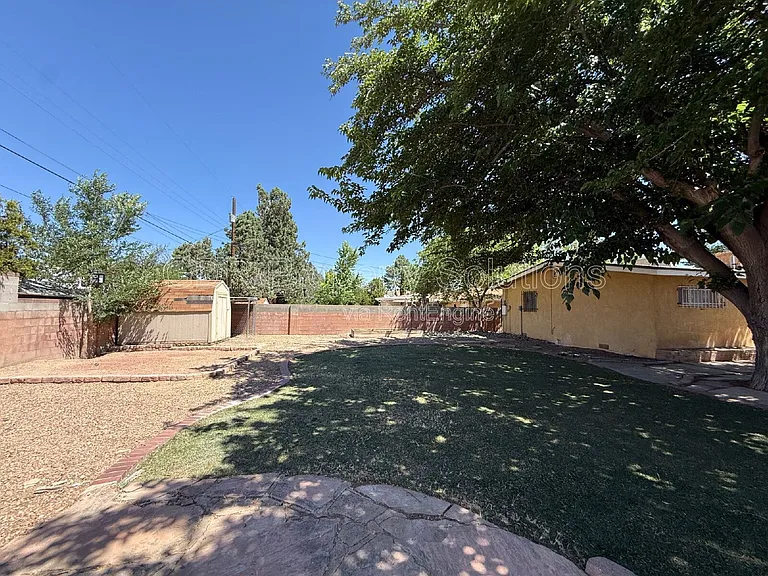 1317 Espanola St NE — Photo 23