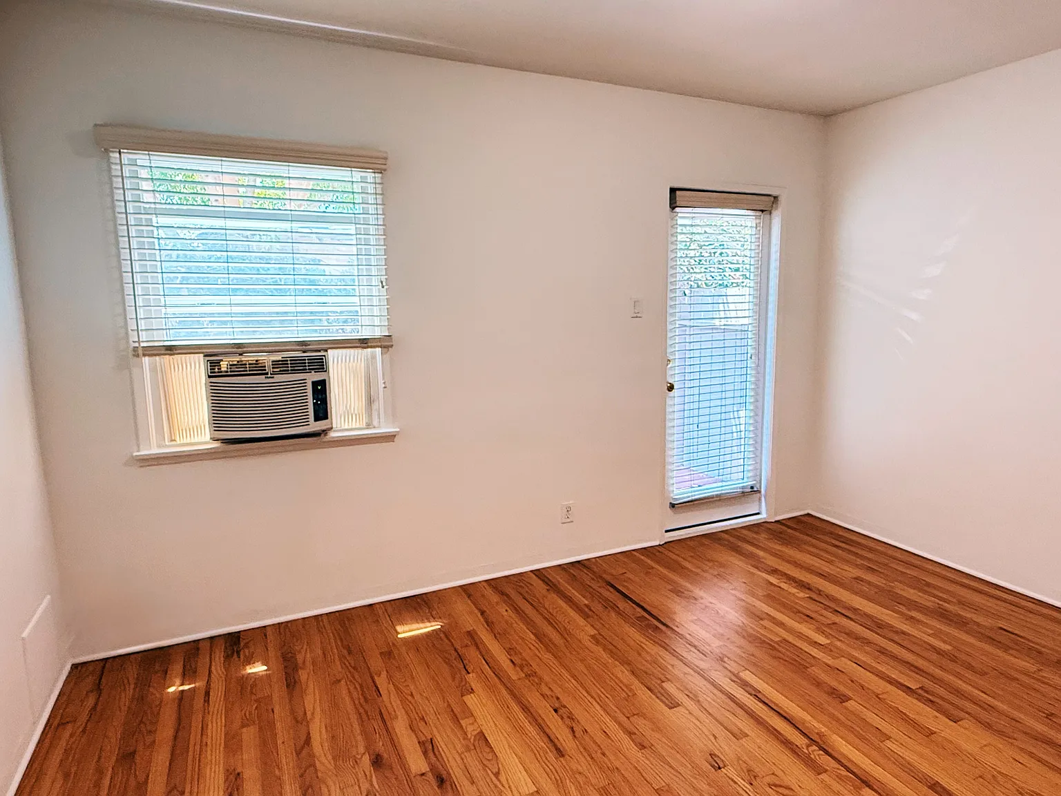 1 bed, 650 sqft, $2,900 — Photo 4