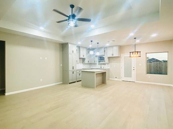 2nd image of 7606 Agave Ave