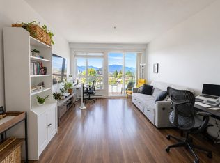 5388 Grimmer St #PENTHOUSE 15, Burnaby, BC V5H0B9