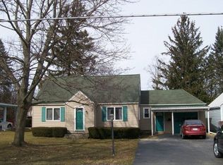 323 E William St, Bath, NY 14810