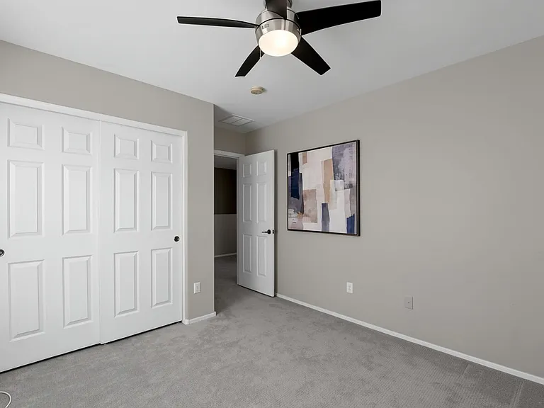 1231 S Amber St — Photo 24