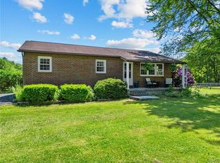 516 Weir Mountain Rd, Gilbert, PA 18331