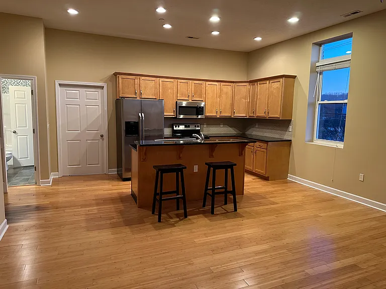 650 Central Ave #3 — Photo 11