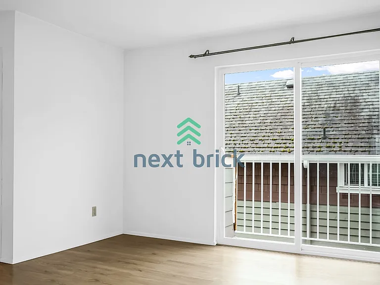 555 Prospect St #4 — Photo 6