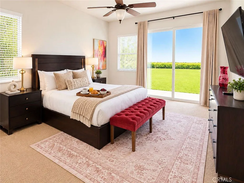 6 bed, 2776 sqft, $4,995 — Photo 4