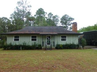 18 Sylvan Dr, Jesup, GA 31546