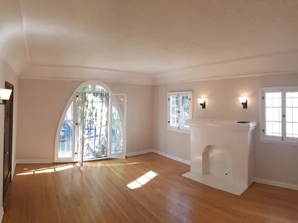 341 N Curson Ave, Los Angeles, CA 90036