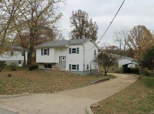 1010 S Lay Ave, Saint Clair, MO 63077