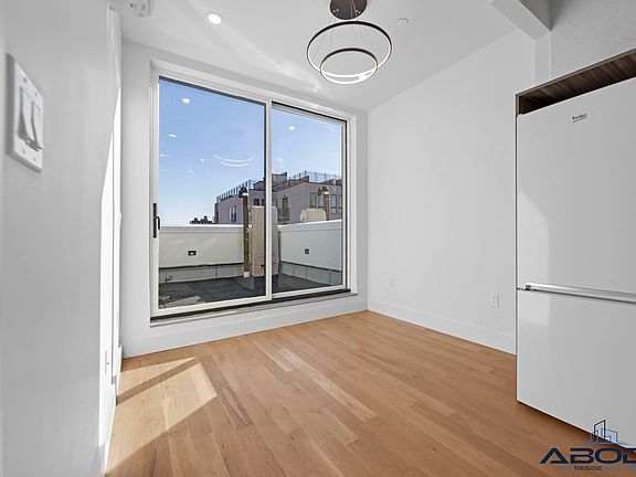 4th image of 158 Martense St #5A