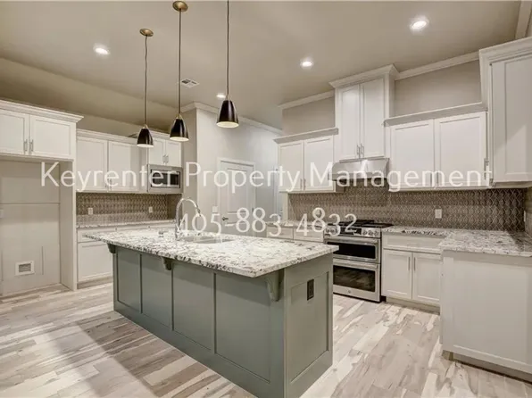 7712 NW 136th Ter, Oklahoma City, OK 73142