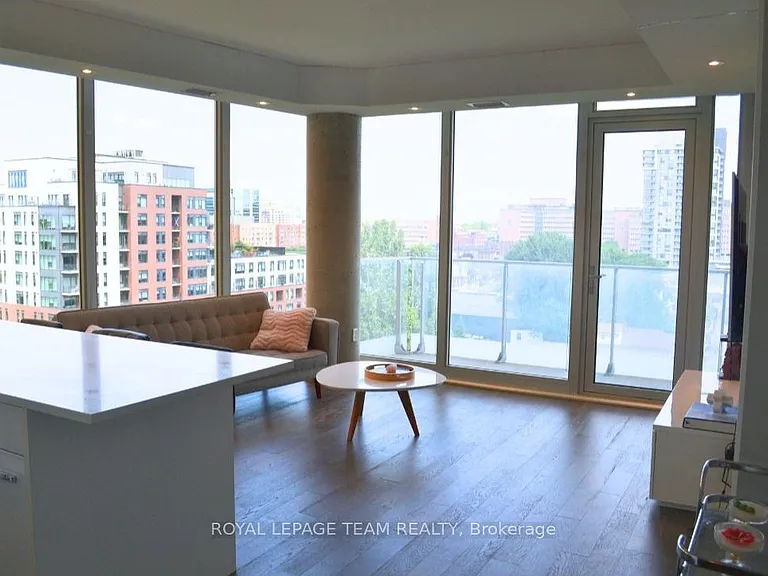 111 Champagne Ave S #607 — Photo 4