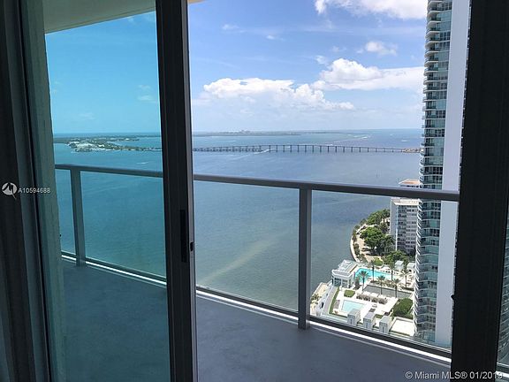 3rd image of 1155 Brickell Bay Dr #S4