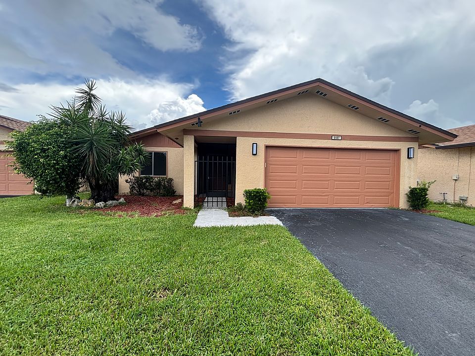 2nd image of 6497 Royal Woods Dr #6497