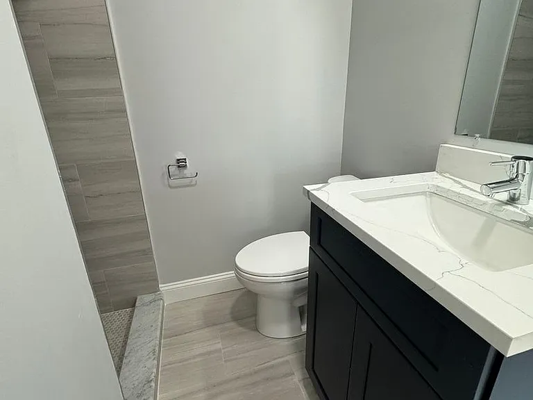 544 Whitney Ave — Photo 31