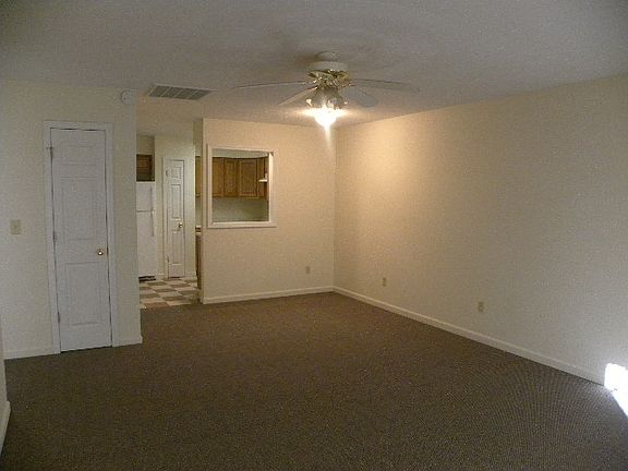 4th image of 4550 Old State Road 46 APT A