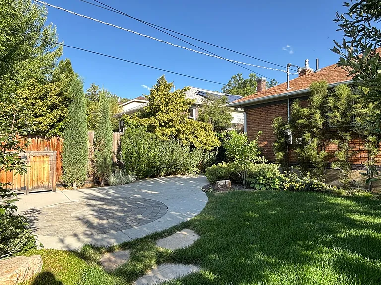 953 E Lowell Ave — Photo 47