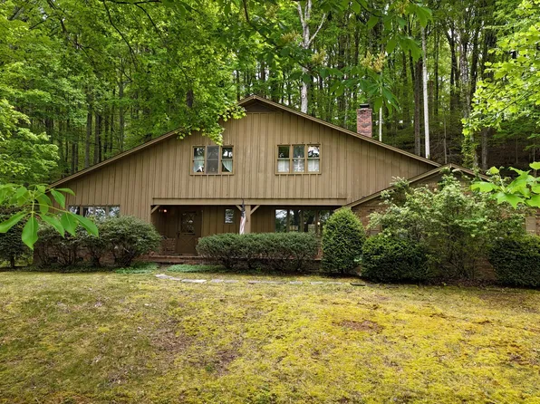 10 Tallapoosa Rd, Johnson City, TN 37604