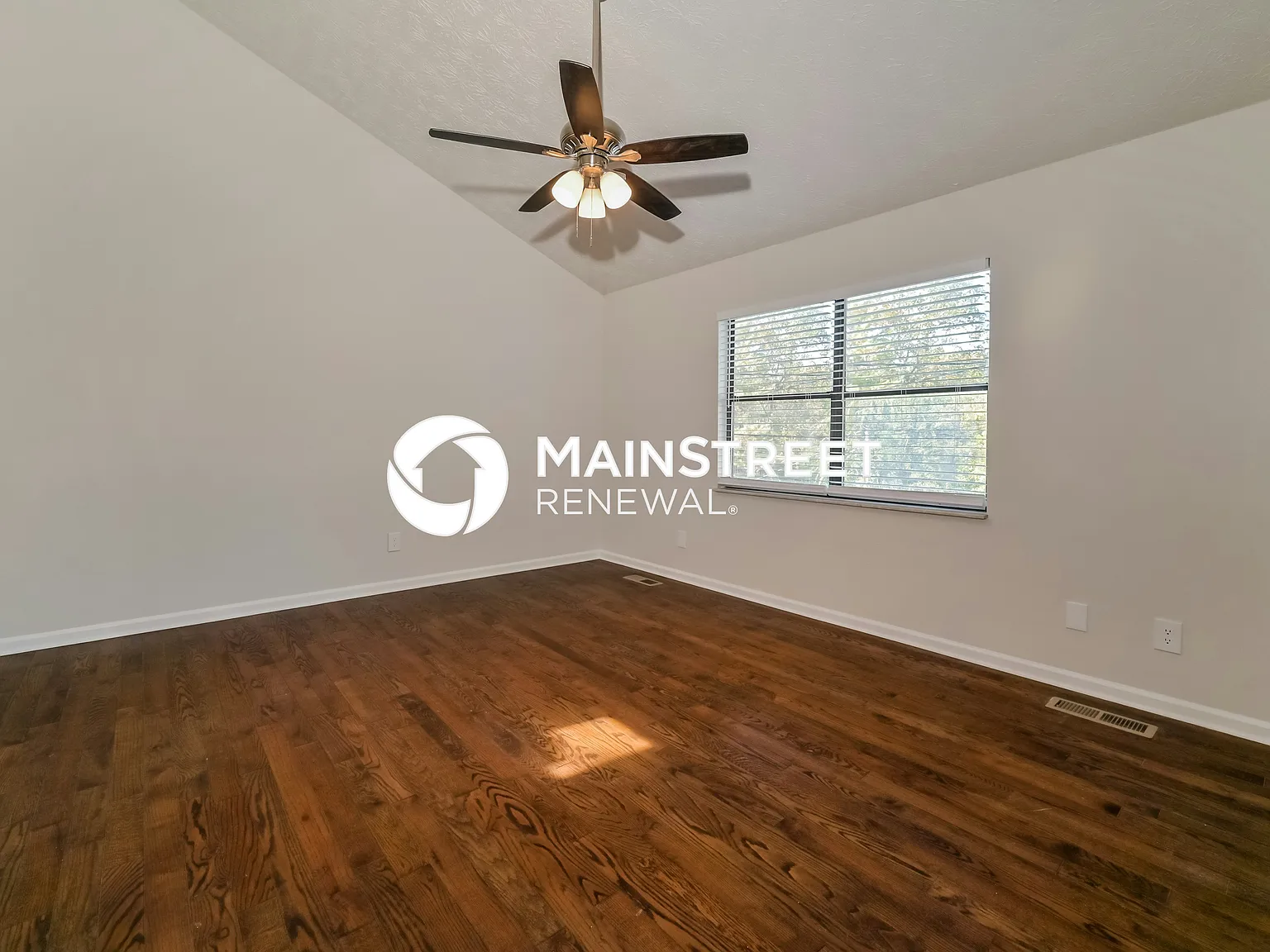 1500 Weeping Willow Ct — Photo 2