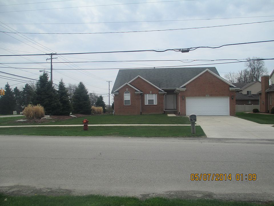 1st image of 996 Eckford Dr