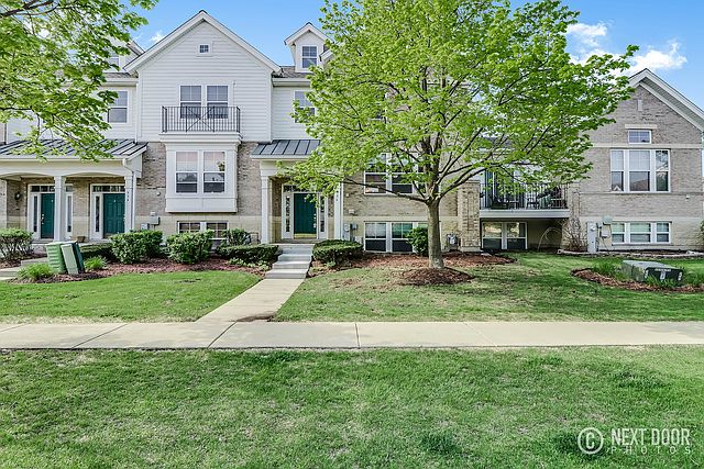 1st image of 936 Violet Dr