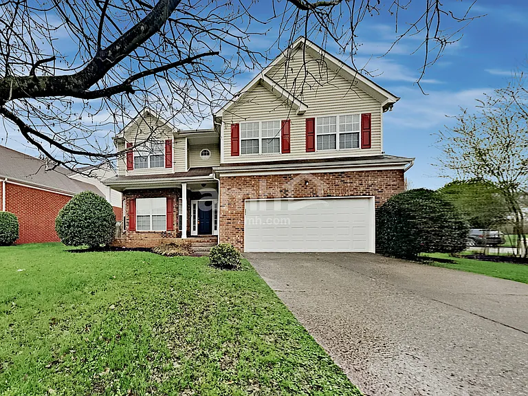 1209 Bending Creek Dr — Photo 1