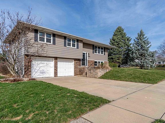 2nd image of 6815 N Rockvale Dr