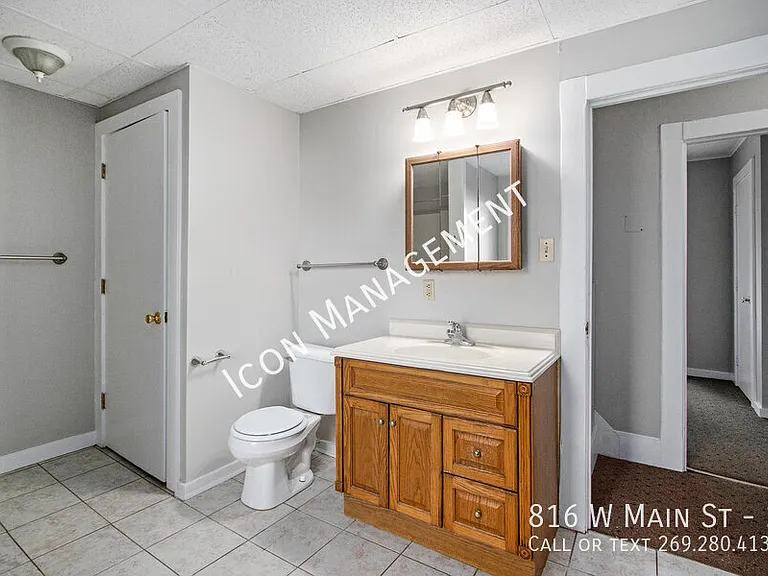 816 W Main St #2 — Photo 10