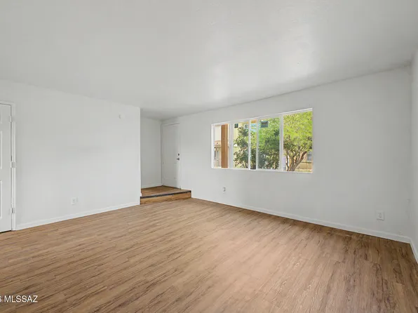 5880 S Del Moral Blvd, Tucson, AZ 85706