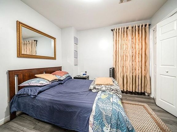5th image of 234 Boyd Ave