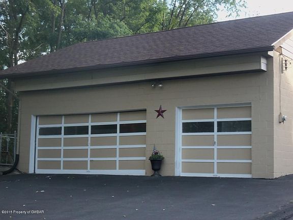 2nd image of 25 Tobin Ln