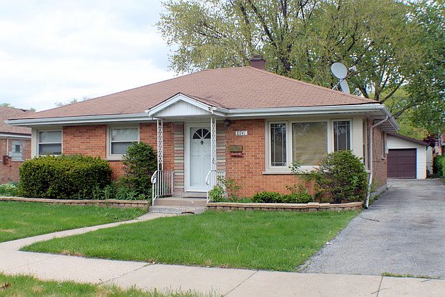 1st image of 8941 Sproat Ave