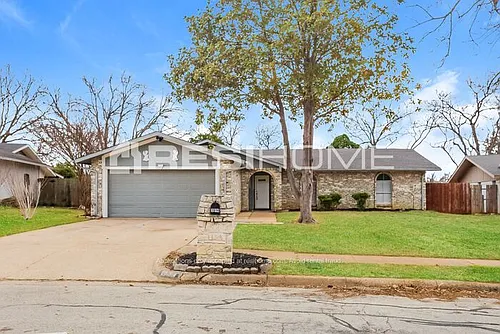 1904 Chalice Rd Photo 1