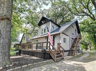 1203 N 6th St, Estherville, IA 51334