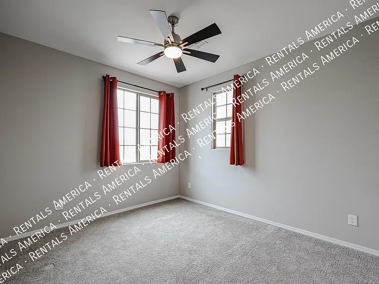 1701 E Dogwood Ln — Photo 21